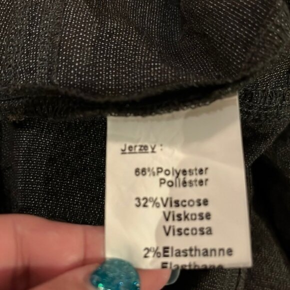 Light Fashion Jacket with Hood - Picture 7 of 9